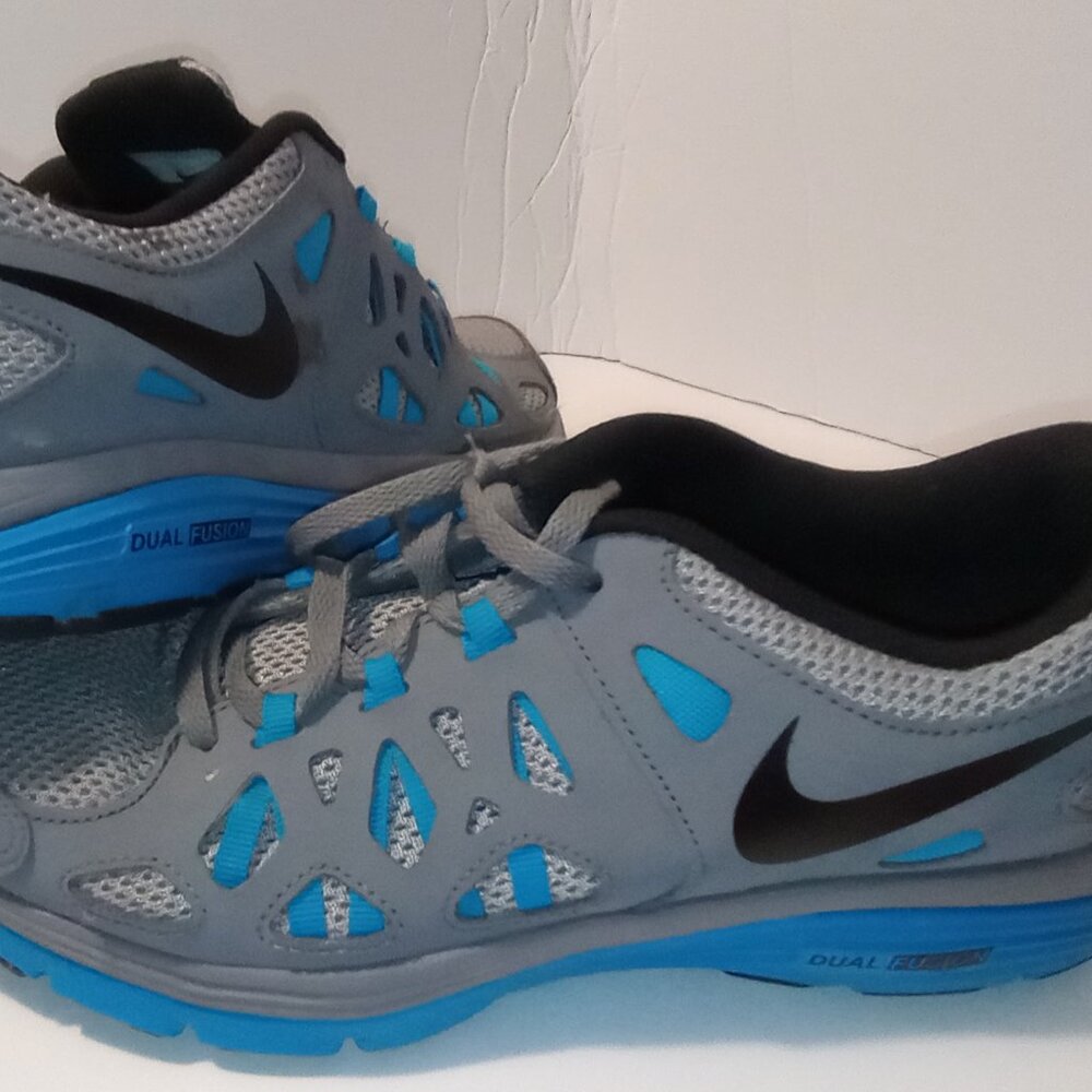 Nike Dual Fusion Run 2 Sneakers 6.5Y